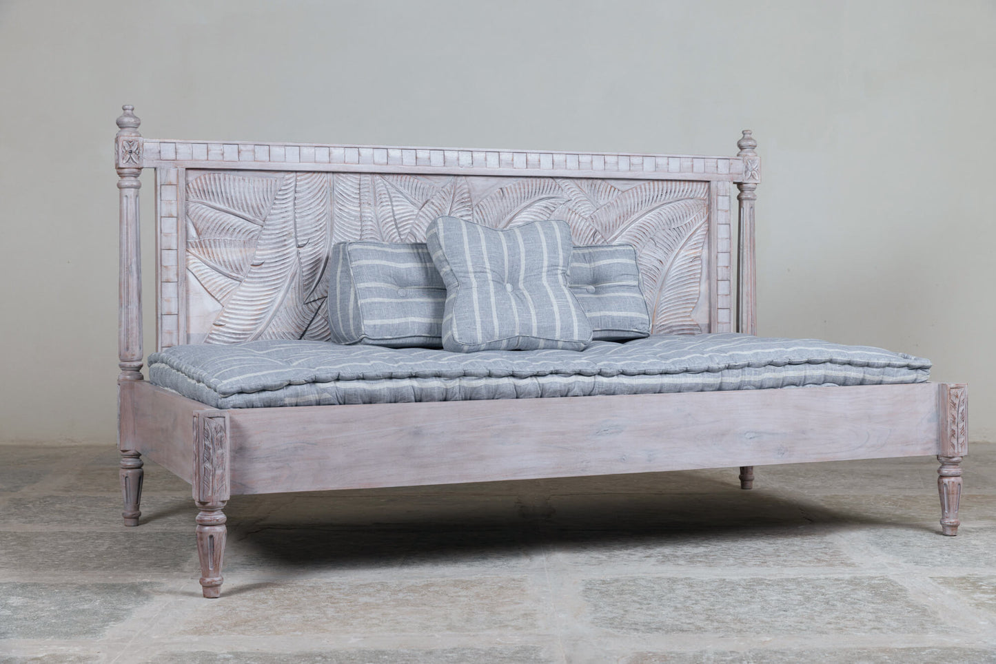 Amazon Day Bed