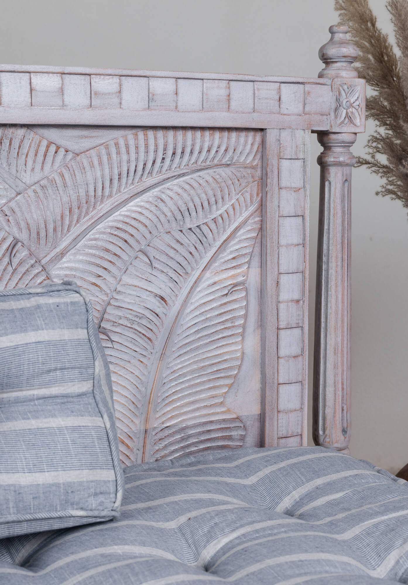 Amazon Day Bed